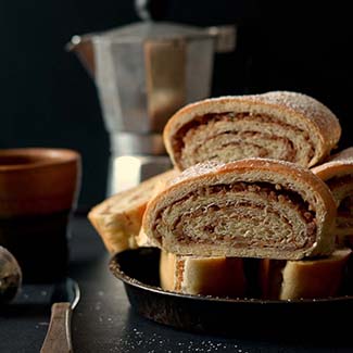 Walnut Rolls - Red Star® Yeast