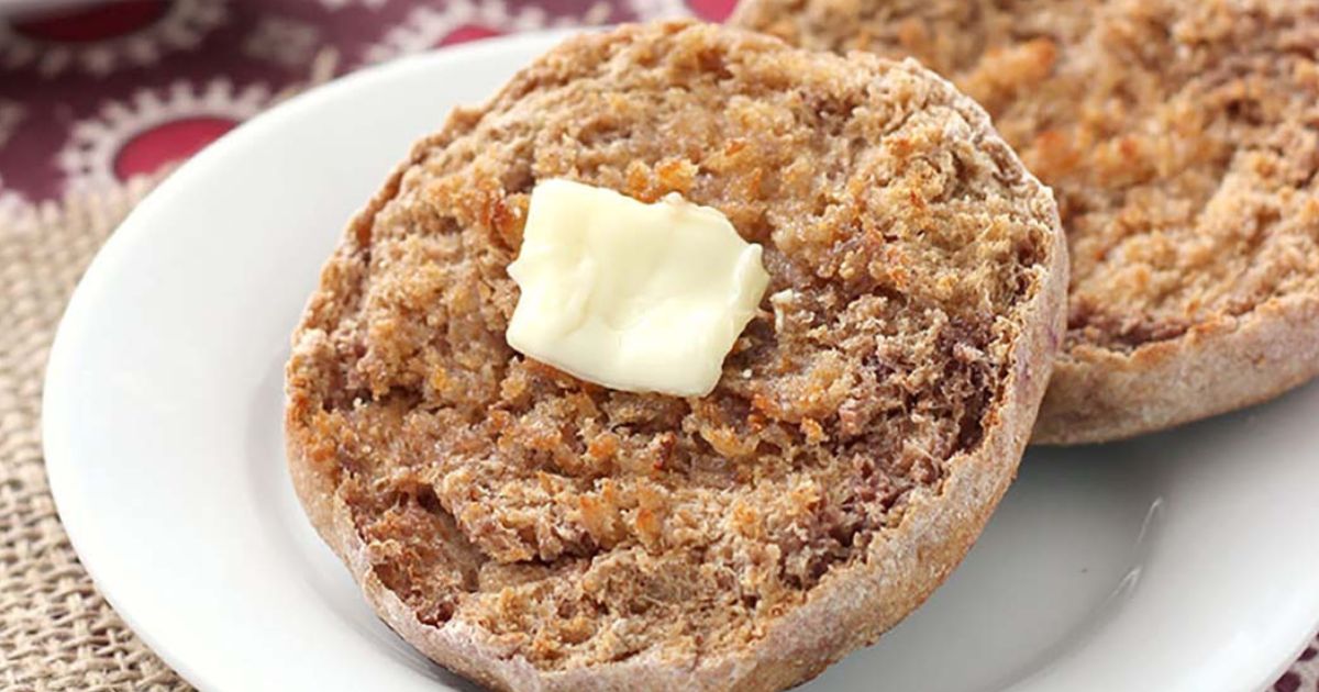 Whole Wheat Cinnamon Raspberry English Muffins - Red Star® Yeast