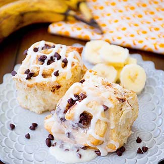 Banana Chocolate Chip Cinnamon Rolls - Red Star® Yeast