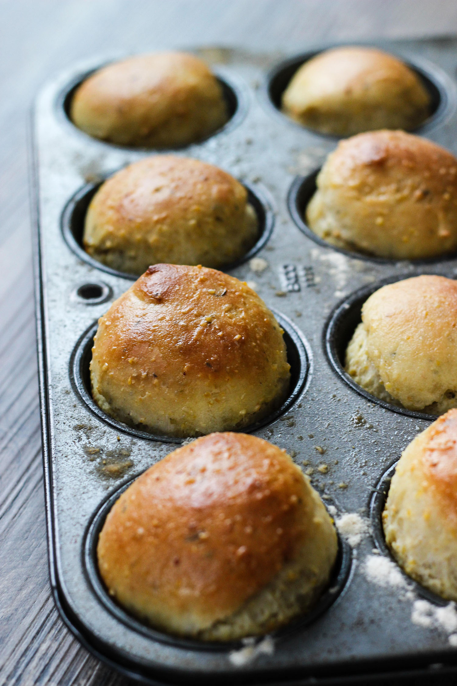 No Knead Corn Bread Muffins