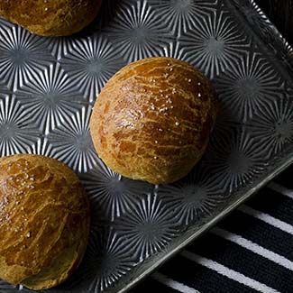 Cheddar Brioche Rolls - Red Star® Yeast