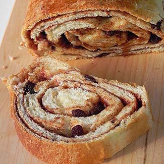 Cinnamon Raisin Swirl Bread - Red Star® Yeast
