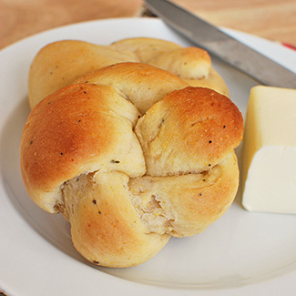 Country Herb Rolls - Red Star® Yeast