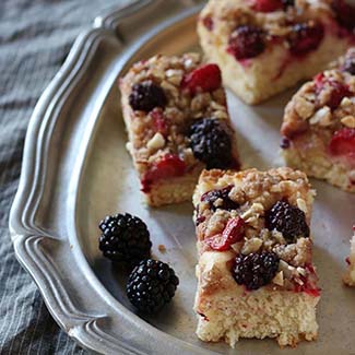 Crunchy Cinnamon Coffee Cake - Red Star® Yeast
