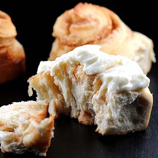 Eggnog Cinnamon Rolls-image