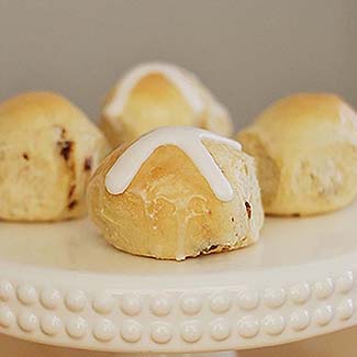 Hot Cross Buns - Red Star® Yeast