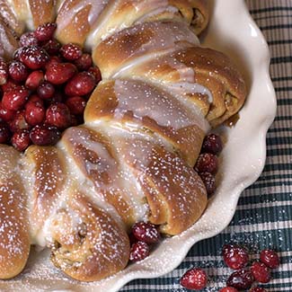 Maple Nut Coffee Ring | Red Star® Yeast