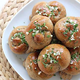 Multigrain Garlic Knots - Red Star® Yeast