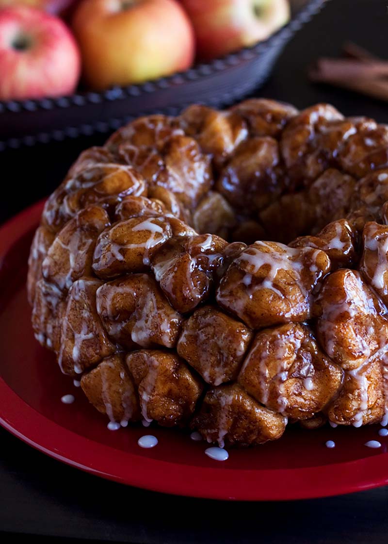 Overnight Apple Fritter Monkey Bread