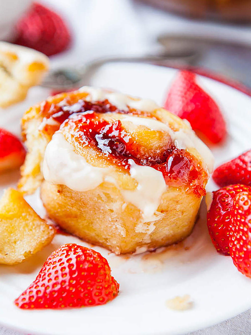 Strawberry Sweet Rolls