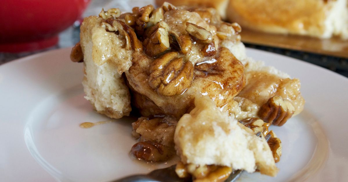 Super Pecan Caramel Rolls - Red Star® Yeast
