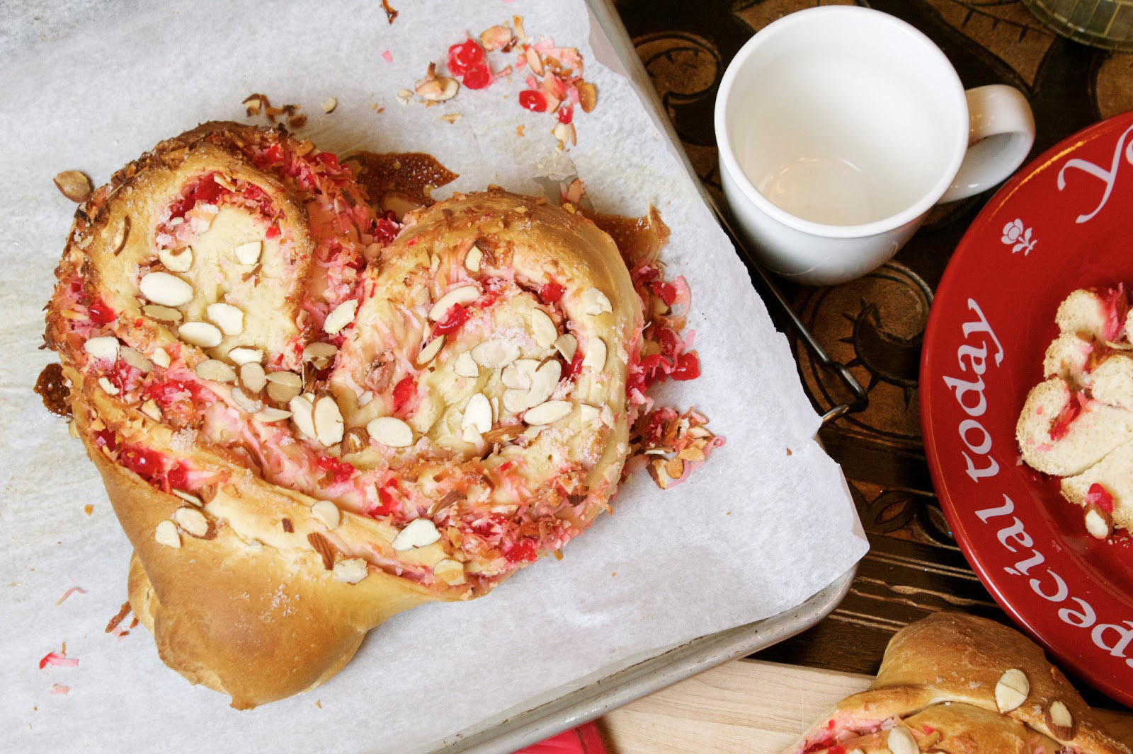 Sweetheart Coffee Cake