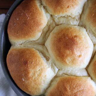 Fluffy No Knead Refrigerator Rolls