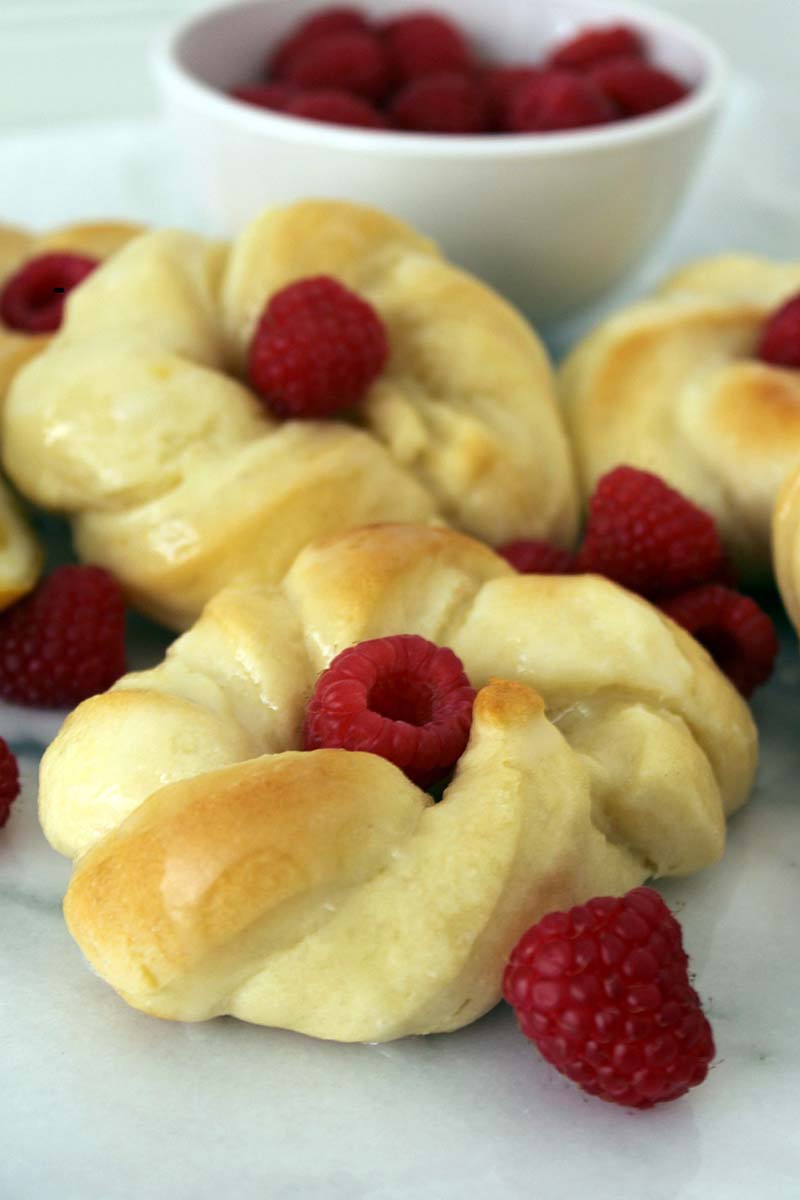 Lemon Sweet Roll Twists