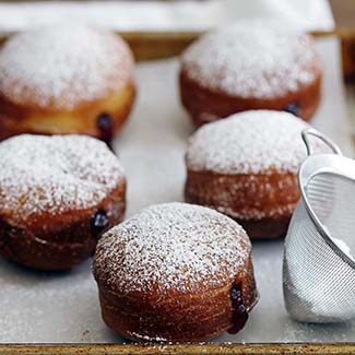 Brioche Doughnuts with Blackberry Jam Filling | Red Star® Yeast