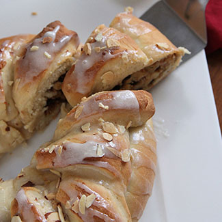 Raisin Filled Holiday Bread Ring - Red Star® Yeast