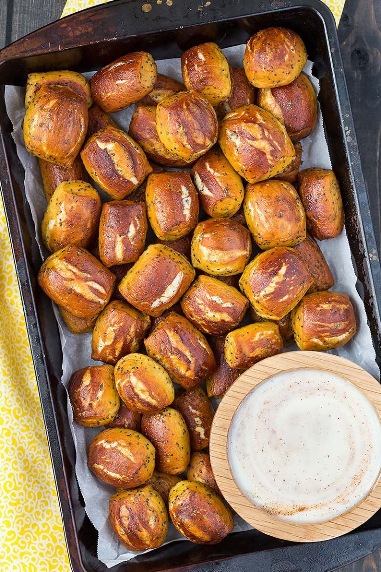 Lemon Poppy Seed Soft Pretzel Bites