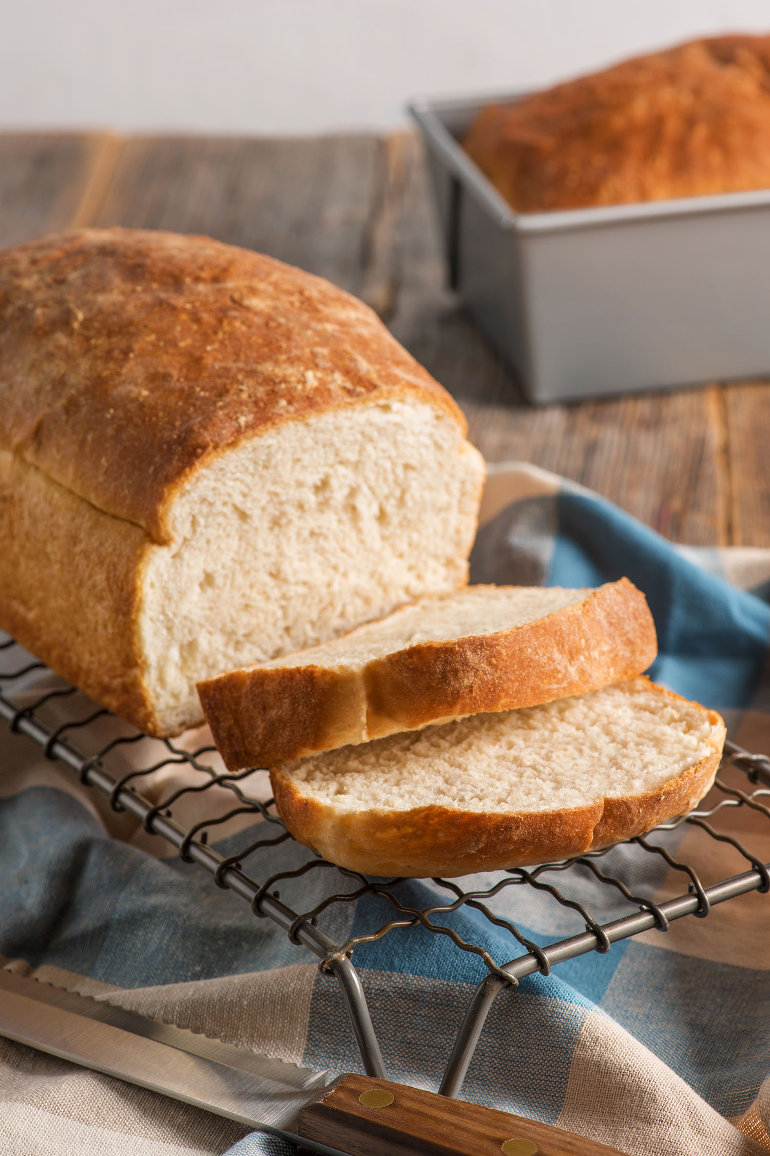 Homemade Fluffy White Bread