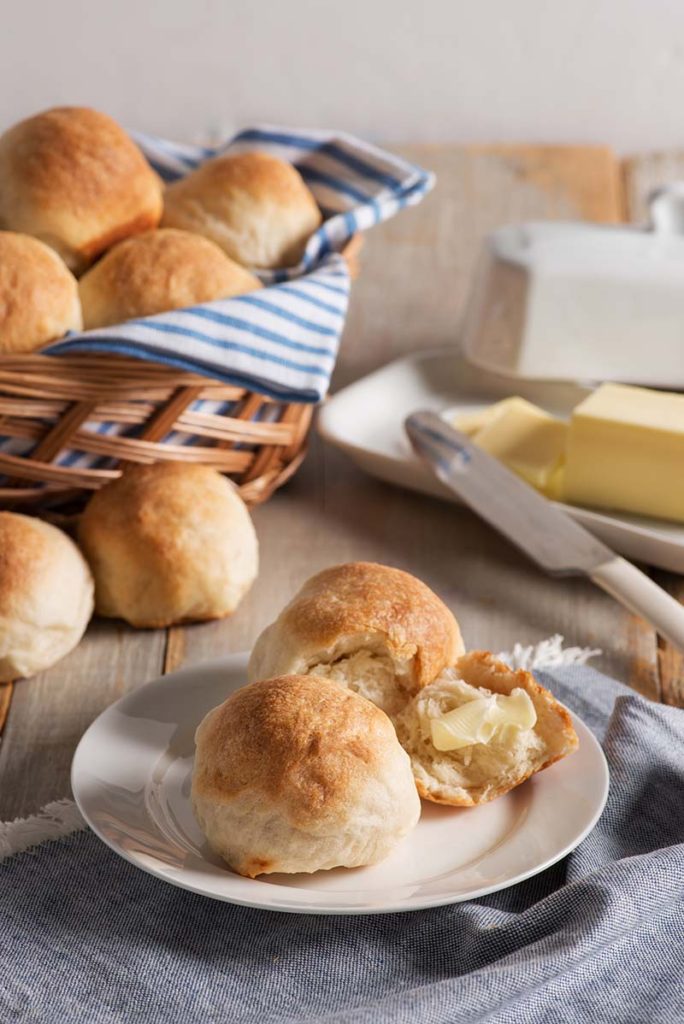 Quick Buttermilk Yeast Rolls Red Star® Yeast