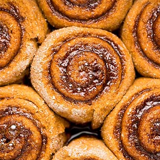 Healthy Pumpkin Spice Latte Cinnamon Rolls
