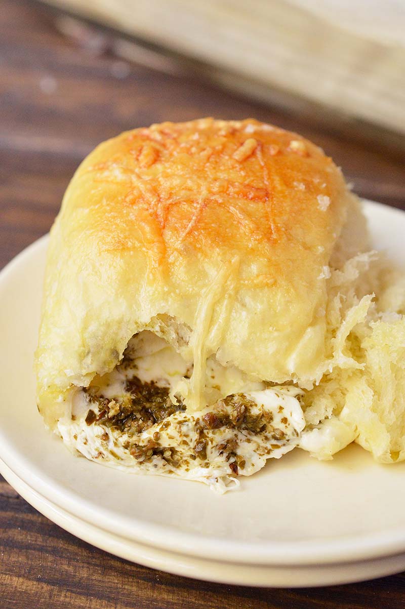 Pesto Mozzarella Stuffed Dinner Rolls Red Star® Yeast