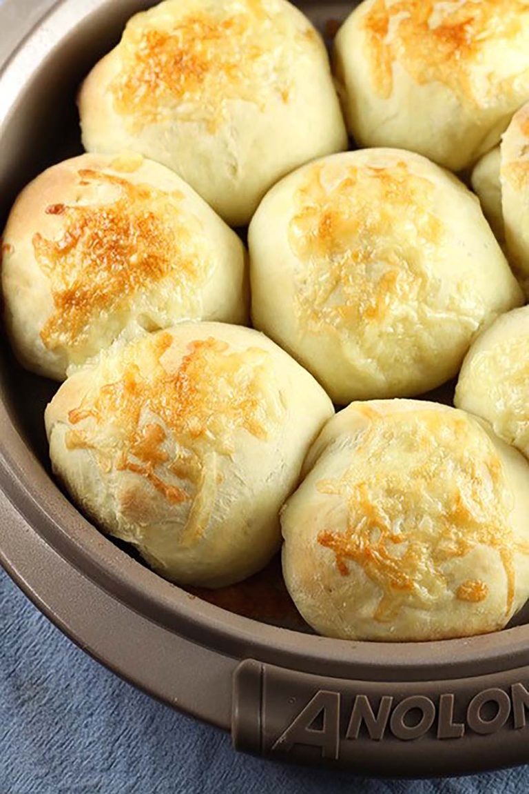 White Cheddar Potato Rolls