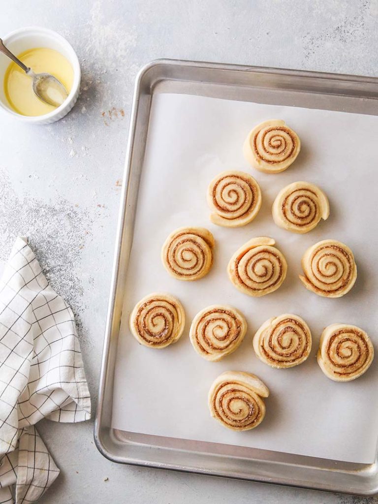 Cinnamon Roll Christmas Tree | Red Star Yeast