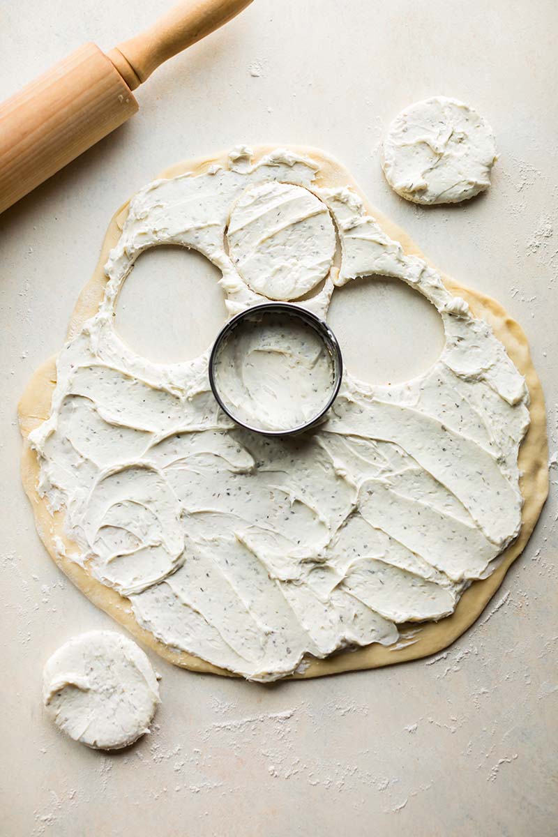 Everything Bagel Pull-Apart Bread