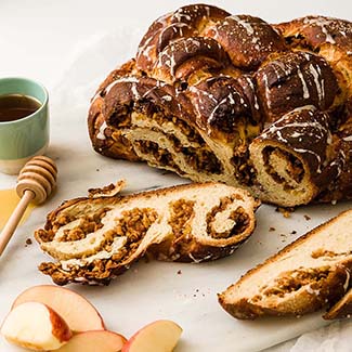 Apple Cinnamon Pretzel Challah - Red Star® Yeast