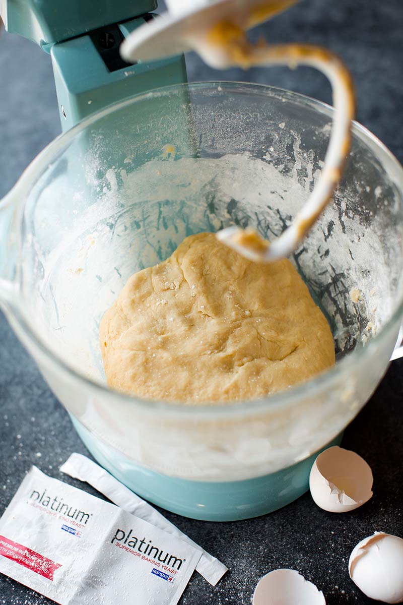 Cinnamon Roll Wreath 