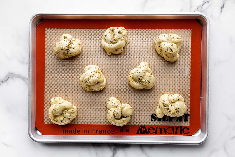Homemade Garlic Knots 