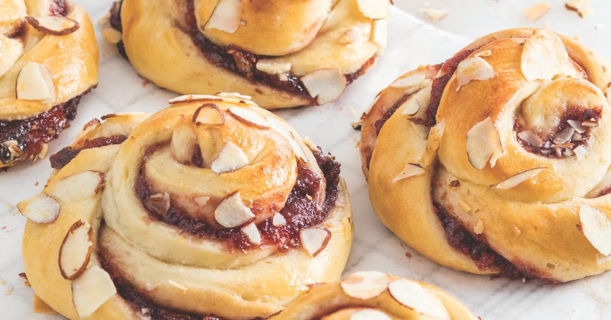 Cherry-Almond Sweet Rolls | Red Star® Yeast