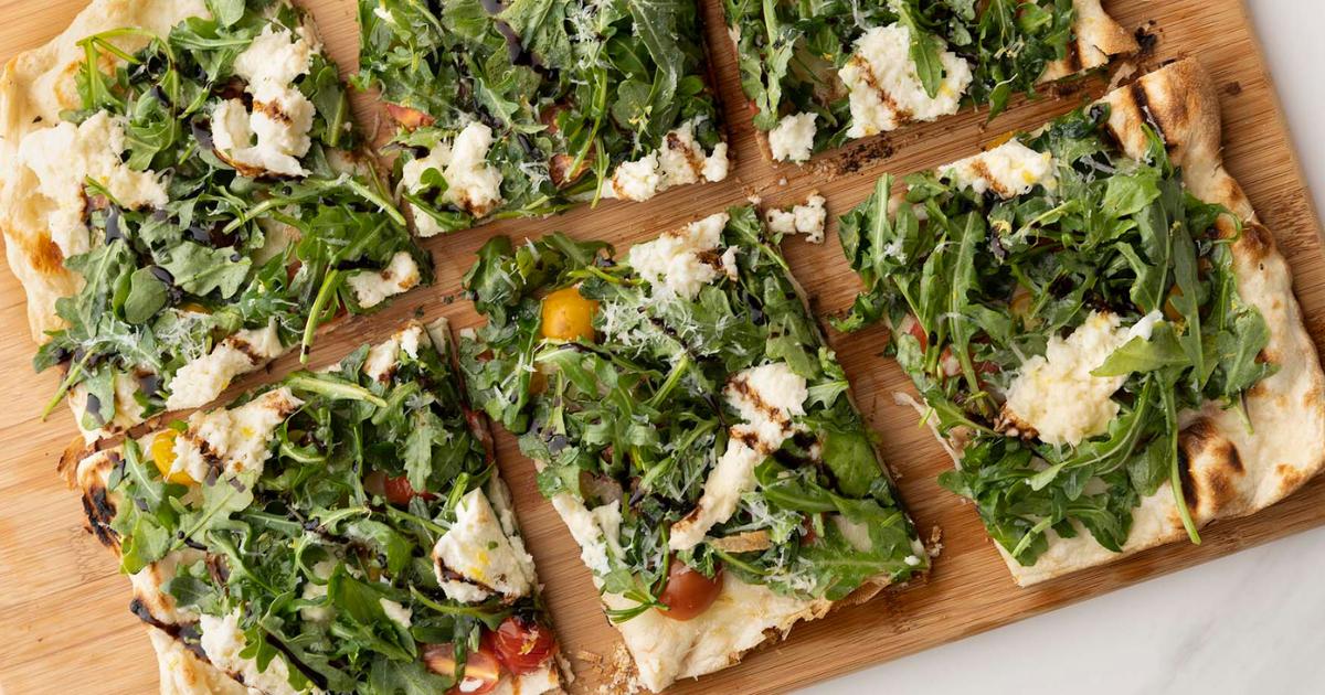 Summer Salad Grilled Pizza - Red Star® Yeast