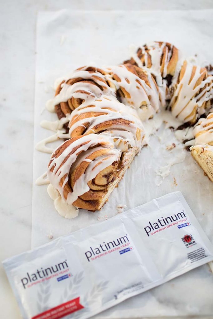 Cinnamon Roll Tea Ring with Eggnog Glaze 