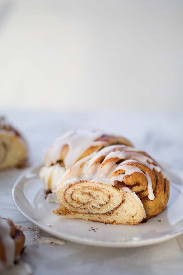 Cinnamon Roll Tea Ring with Eggnog Glaze | Red Star Yeast