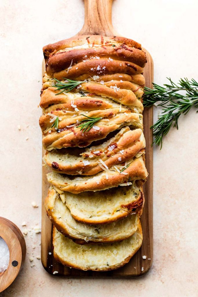 Rosemary Garlic Pull Apart Bread | Red Star Yeast