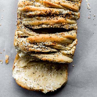 Everything Bagel Pull Apart Bread
