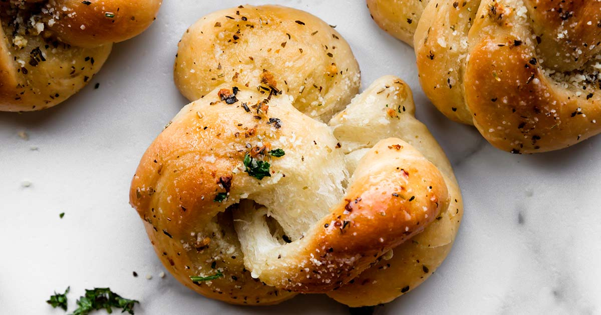 Homemade Garlic Knots | Red Star® Yeast