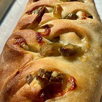New York Style Spicy Roast Beef Braided Stromboli - Red Star® Yeast