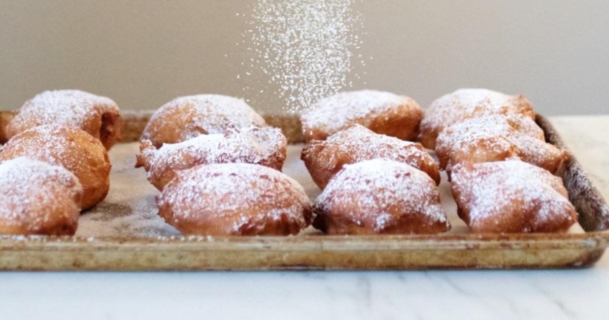 Zeppole (Italian Christmas Doughnuts) | Red Star® Yeast