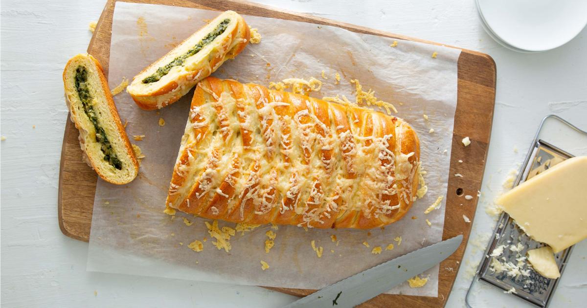 Spinach and Onion Braided Loaf | Red Star® Yeast